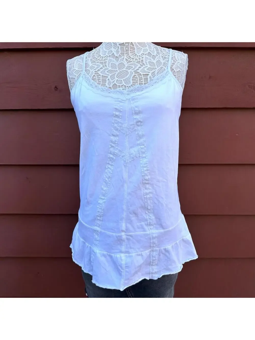 Bailey's Point White Lace Trim Ruffle Hem Camisole